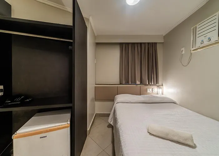 Minuano Hotel Express Prox Orla Lago Guaiba, Mercado Publico, 300 M Rodoviaria 3* Porto Alegre