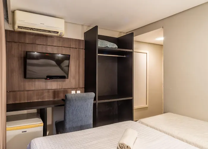 Minuano Hotel Express Prox Orla Lago Guaiba, Mercado Publico, 300 M Rodoviaria 3* Porto Alegre
