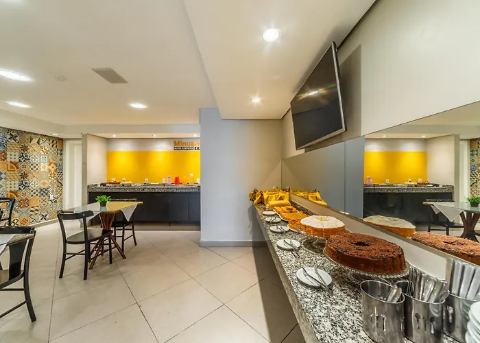Minuano Hotel Express Prox Orla Lago Guaiba, Mercado Publico, 300 M Rodoviaria Hotel Porto Alegre