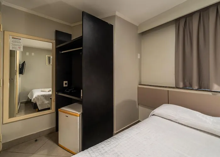 Minuano Hotel Express Prox Orla Lago Guaiba, Mercado Publico, 300 M Rodoviaria Hotel 3*