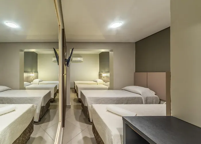 Hotel Minuano Hotel Express Prox Orla Lago Guaiba, Mercado Publico, 300 M Rodoviaria 3*