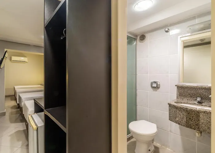 Hotel Minuano Hotel Express Prox Orla Lago Guaiba, Mercado Publico, 300 M Rodoviaria 3*