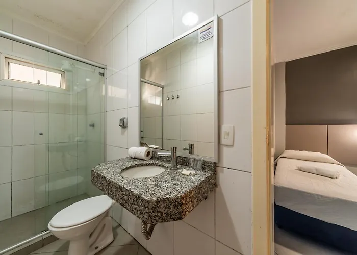 Minuano Hotel Express Prox Orla Lago Guaiba, Mercado Publico, 300 M Rodoviaria