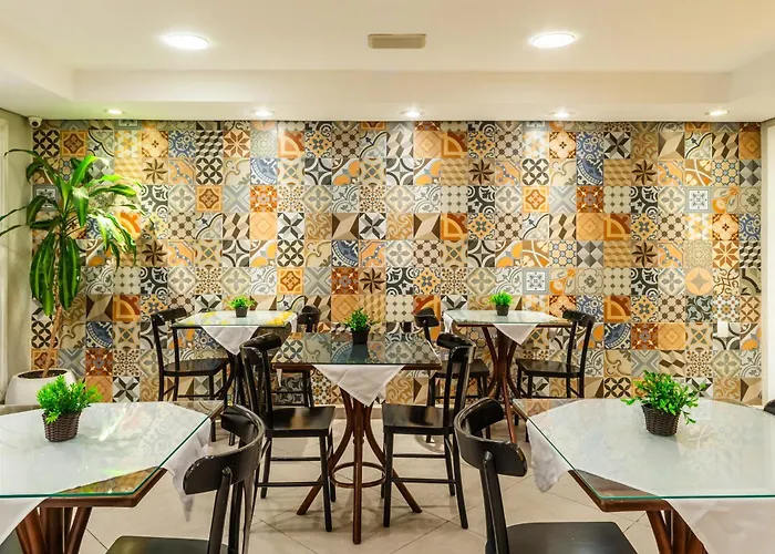 Minuano Hotel Express Prox Orla Lago Guaiba, Mercado Publico, 300 M Rodoviaria Hotel Porto Alegre