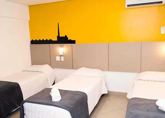 Hotel Minuano Hotel Express Prox Orla Lago Guaiba, Mercado Publico, 300 M Rodoviaria 3*