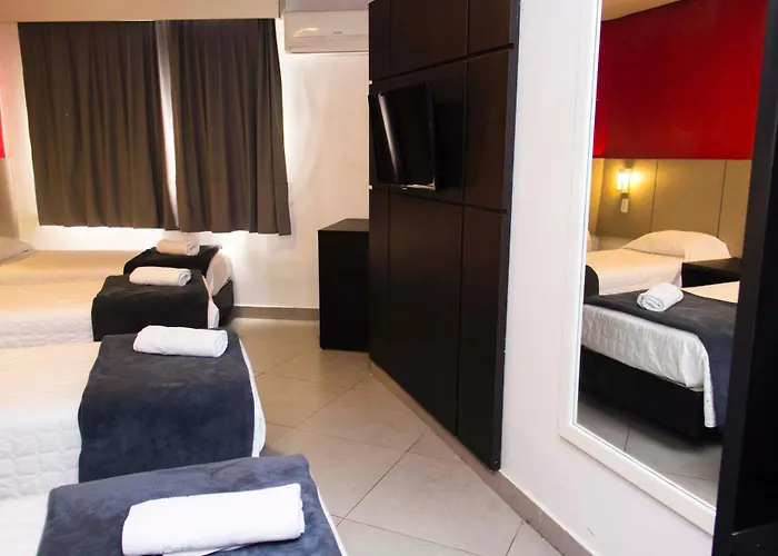 Hotel Minuano Hotel Express Prox Orla Lago Guaiba, Mercado Publico, 300 M Rodoviaria 3*